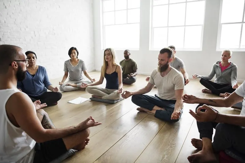Meditación guiada para grupos ofrecido por Centro de Sanación Emocional
